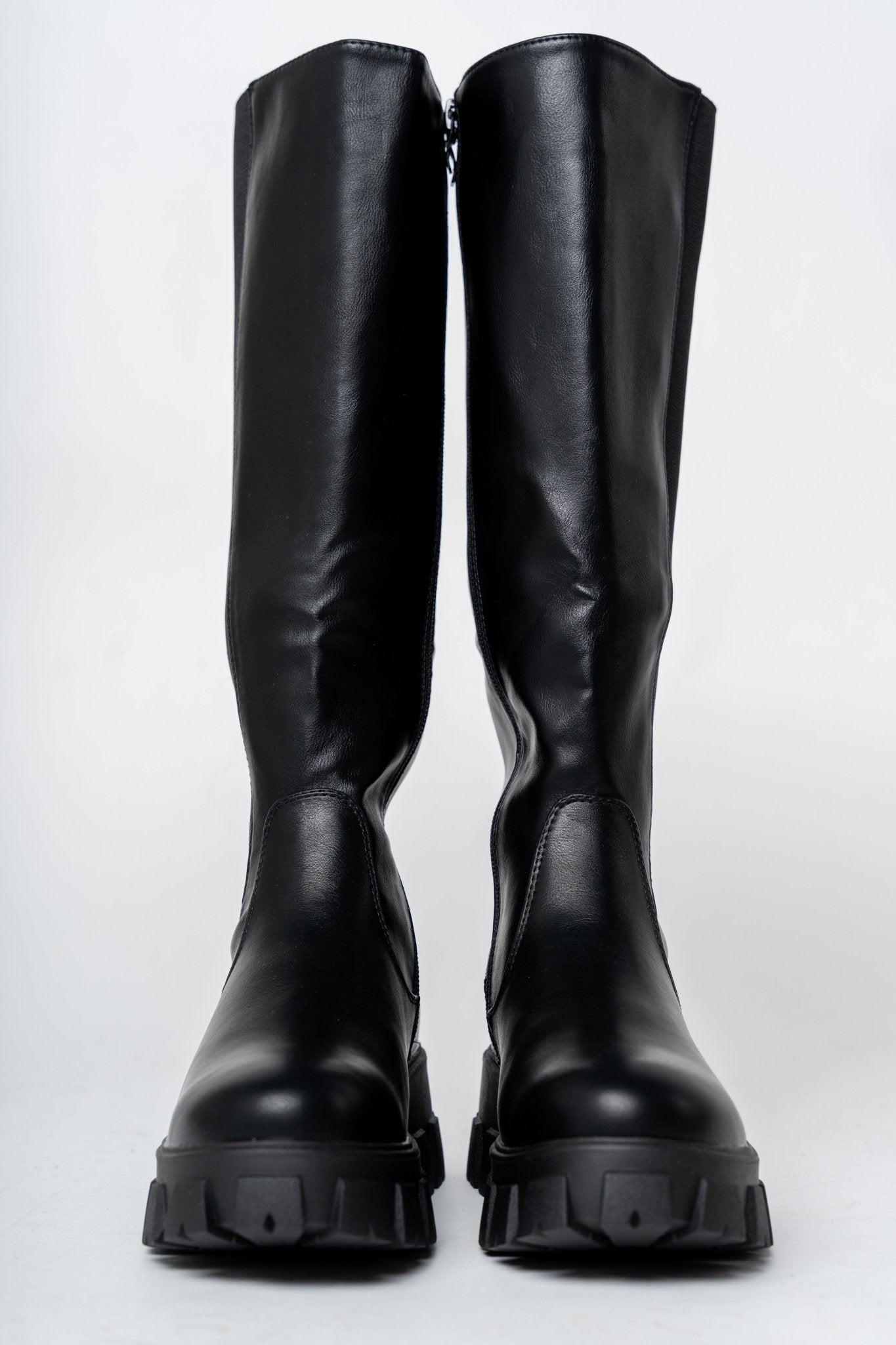 Lori lug platform boots black