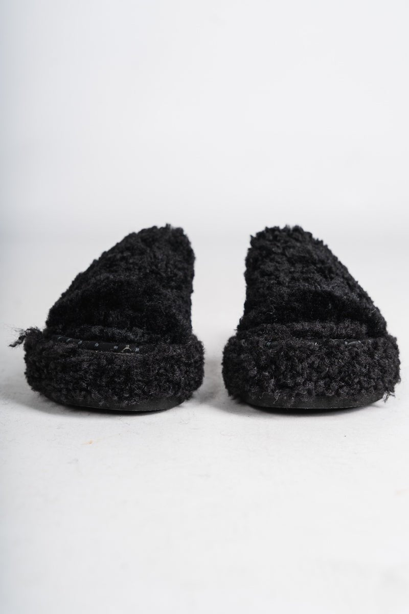 Frost fuzzy sandal black