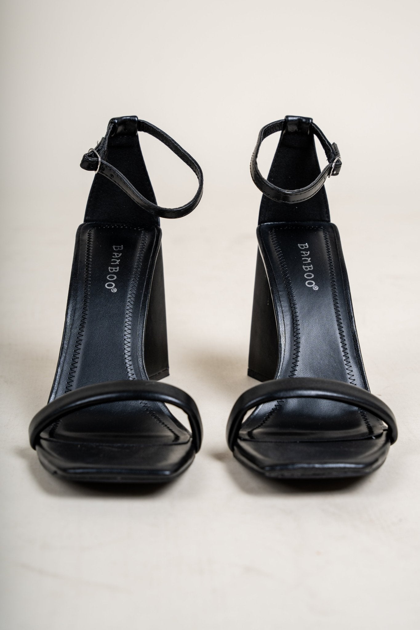 Premier one band chunky heel black