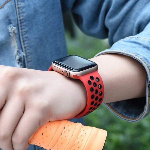 Red Black Dotted Silicone Strap For Apple Watch Series 1 (42mm/44mm/45mm/46mm/49mm)