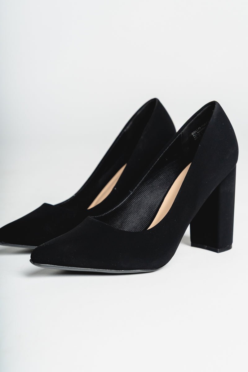 Bellflower pointed toe heels black