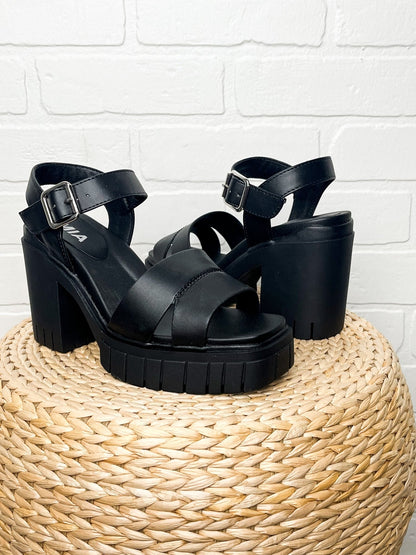 Nivea chunky sandal black